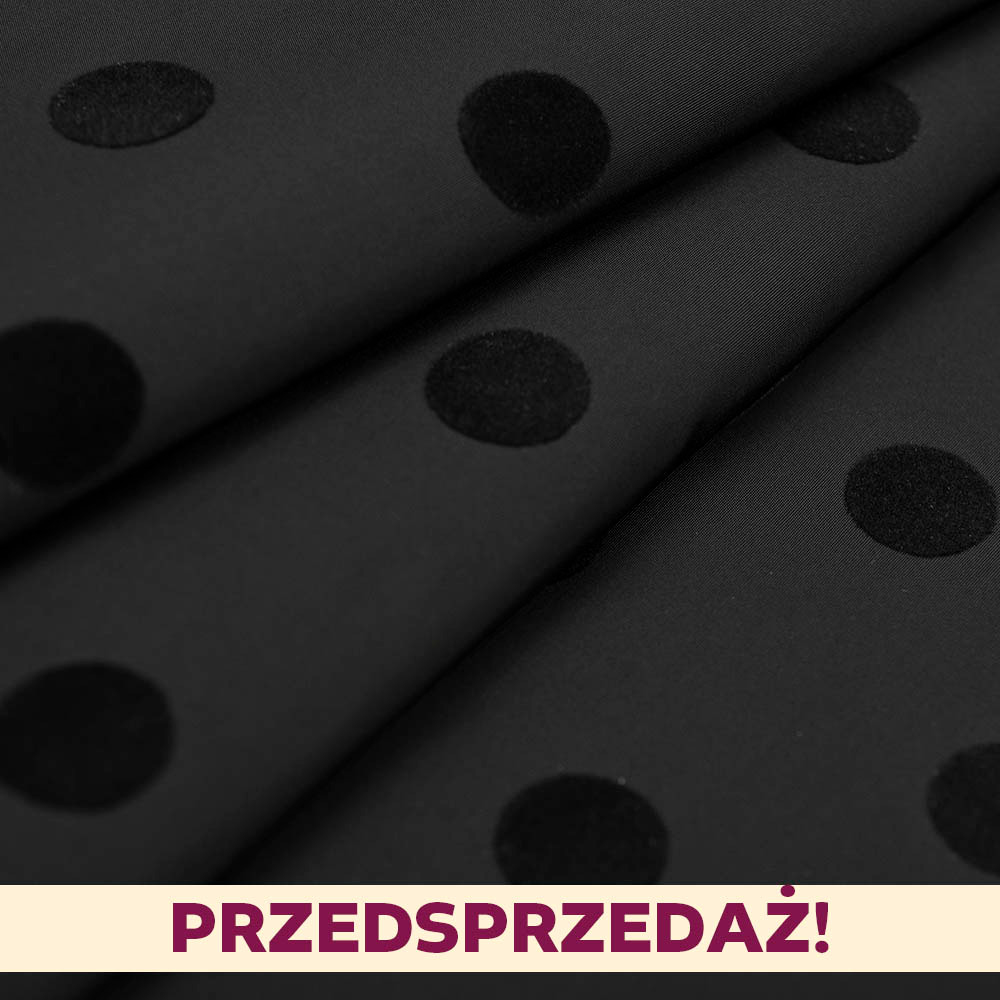 Tkanina Mercy Dots to lekki materiał bawełniany o niskiej gramaturze, wyróżniający się dekoracyjnymi kropkami wykonanymi w technice druku typu flox.