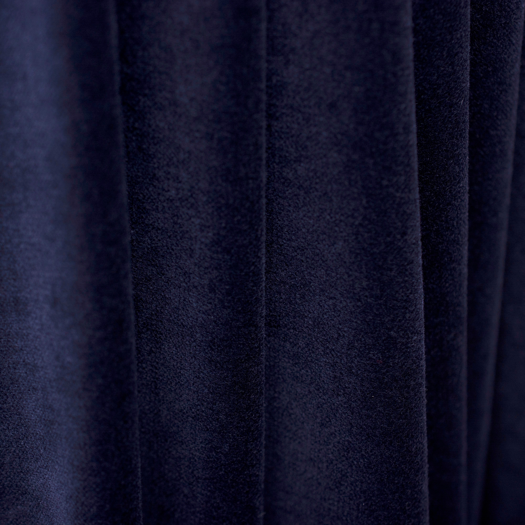 Aksamit – szlachetna tkanina, polskiej produkcji.