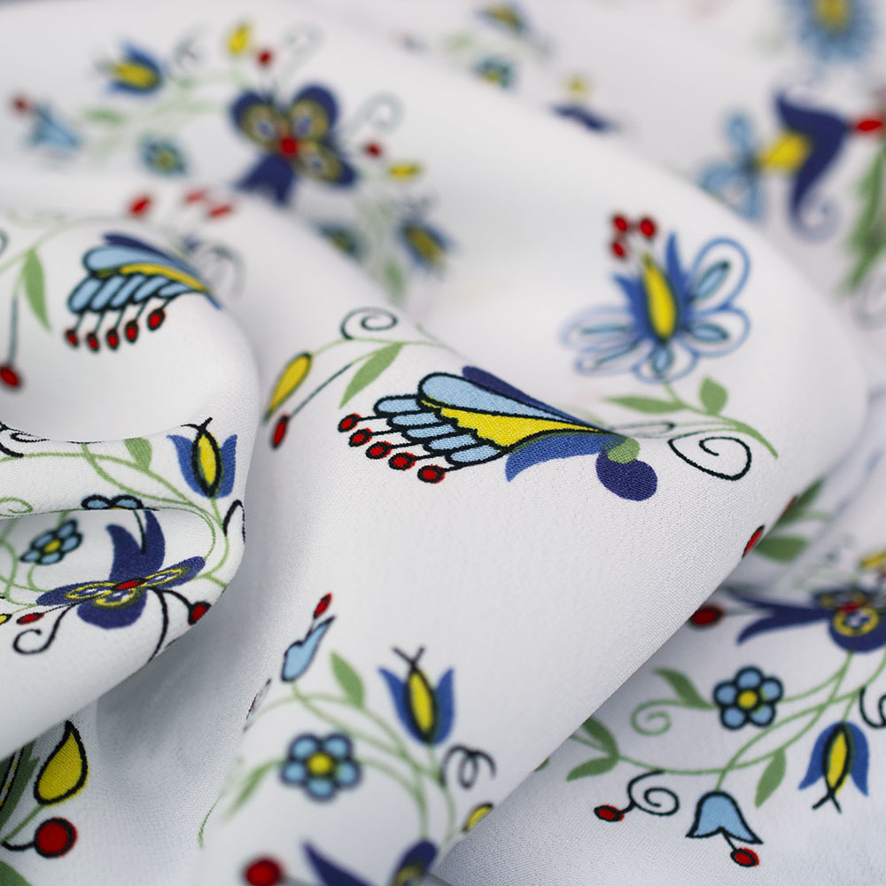 Silky Crepe -&nbsp; żorżetowa tkanina o niskiej gramaturze.