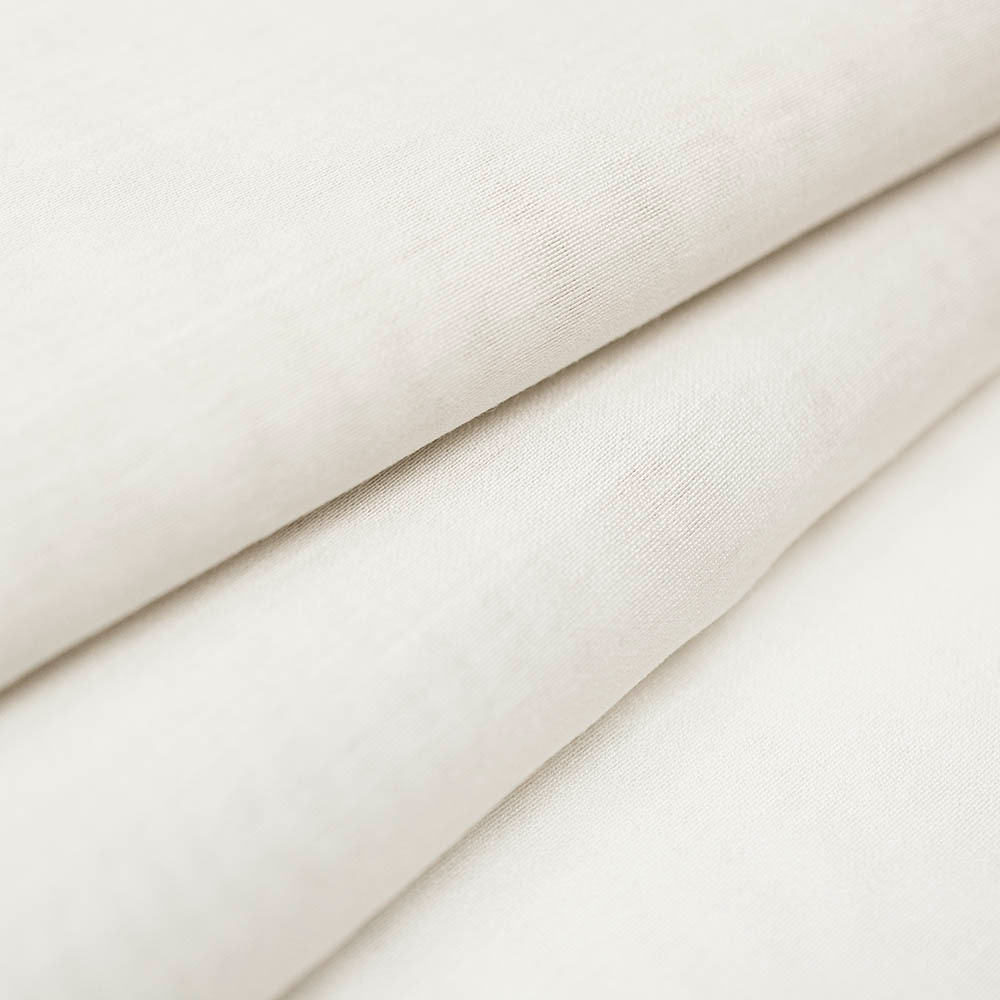 Tencel Capri to ekskluzywna tkanina, która łączy w sobie piękno i praktyczność na najwyższym poziomie.