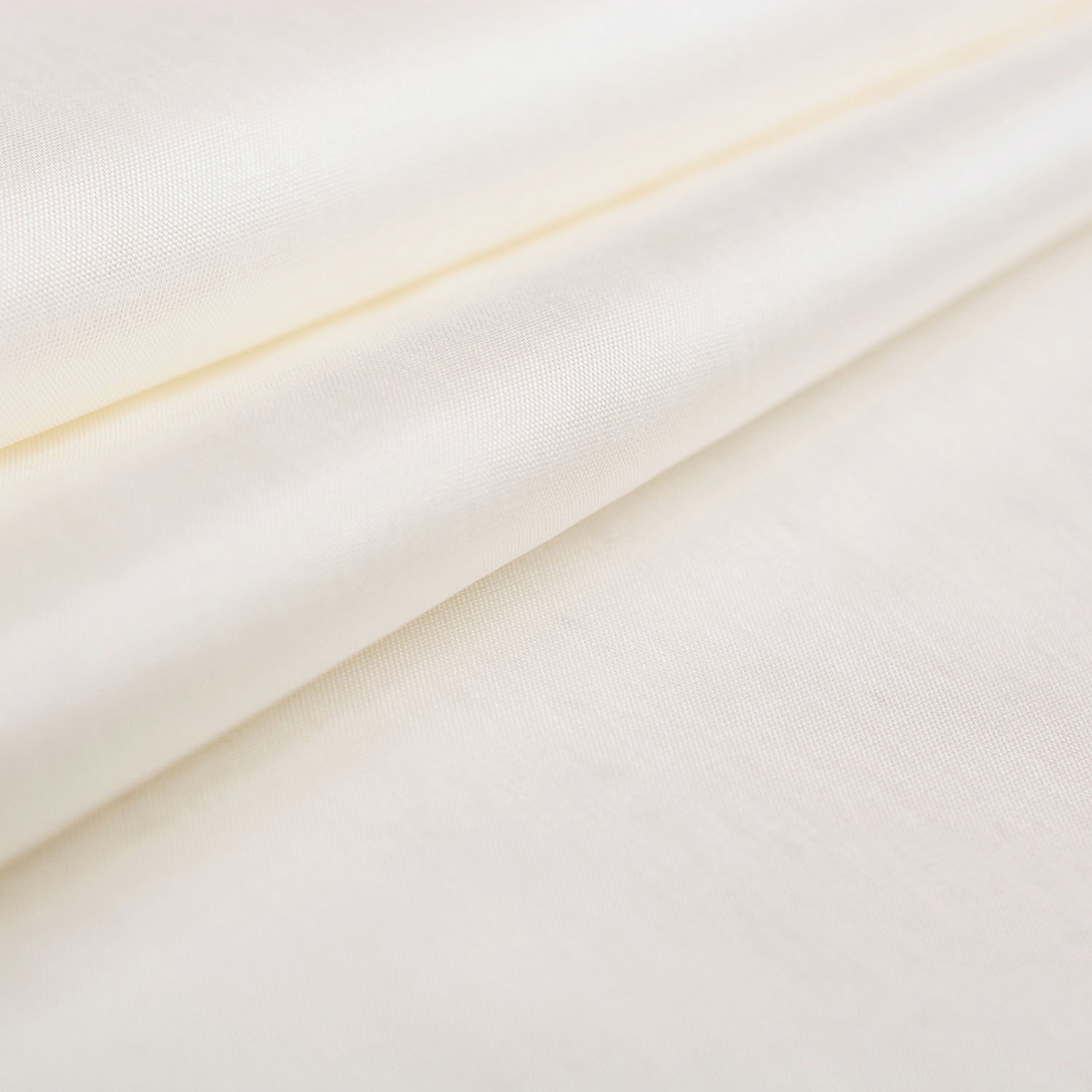 Podszewka VENEZIA, wykonana z wysokiej jakości włókien naturalnego pochodzenia.