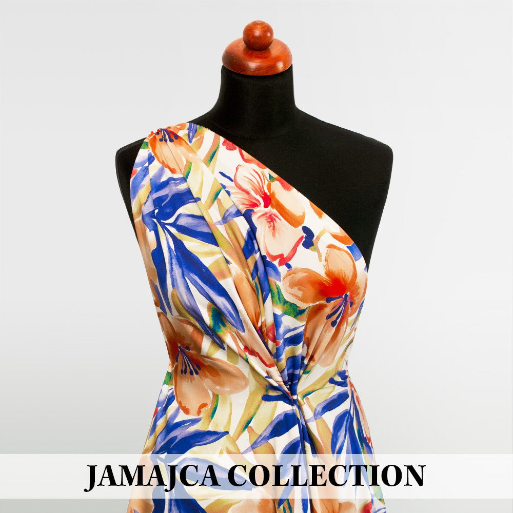 Tkanina z 100% wiskozy to lekki, miękki materiał, który pięknie układa się na sylwetce, tworząc naturalne fałdy i swobodny ruch.