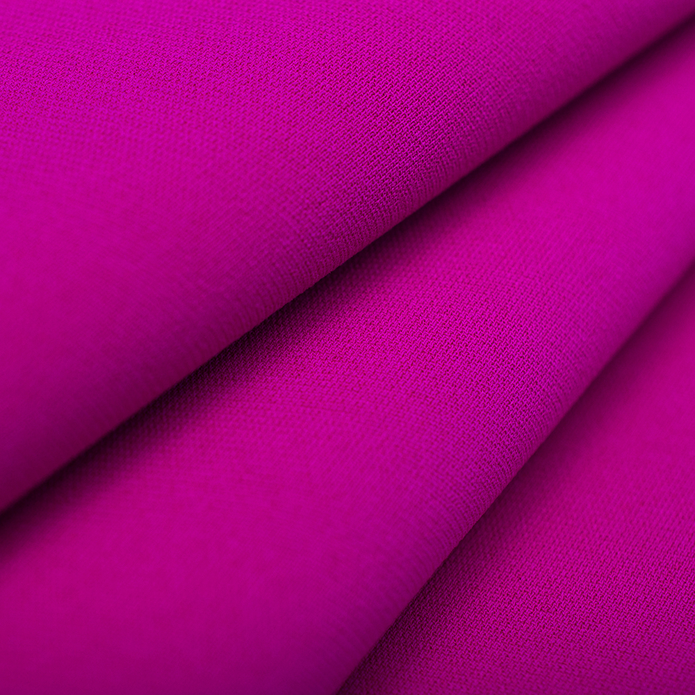 Tkanina Elizabeth to propozycja premium, która zachwyca elegancją i dopracowaną, szlachetną strukturą.