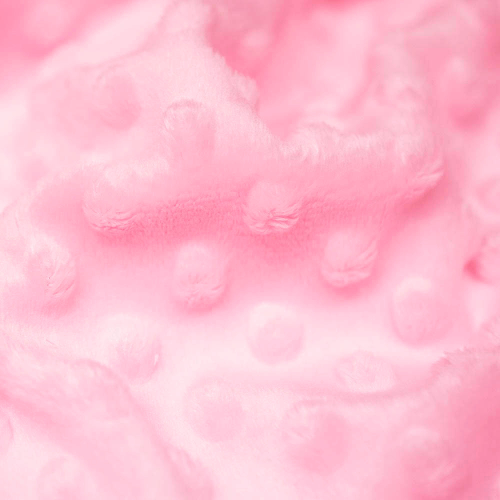 Minky Welur Kropki to bardzo popularna dzianina szczególnie wśród wyrobów dla dzieci.