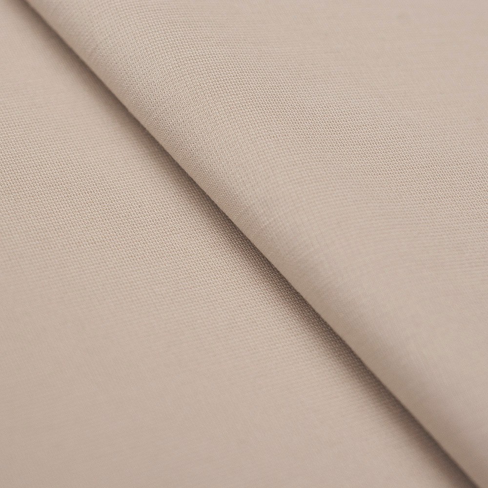 Modal Como to miękka, niezwykle przyjemna w dotyku dzianina o jednolitym kolorze.