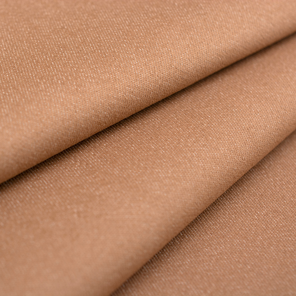 Jeans Prime to wysokiej jakości bawełniana tkanina jeansowa o klasycznym wyglądzie i nowoczesnym komforcie.