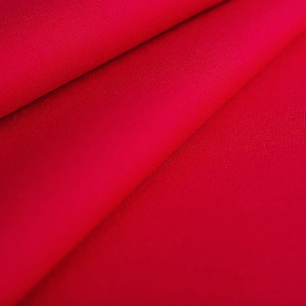 Wysokiej klasy tkanina ubraniowa Jaguar wykonana z najlepszej jakości włókien.