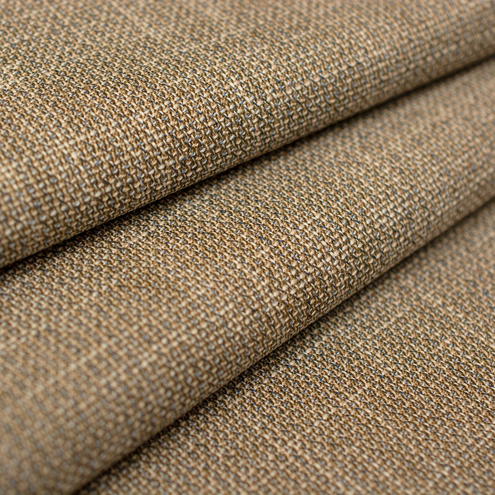 Elegancka tkanina o bardzo wysokiej jakości, która łączy miękkość, przewiewność i subtelny komfort.