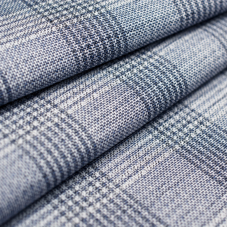 Elegancka tkanina o bardzo wysokiej jakości, która łączy miękkość, przewiewność i subtelny komfort.