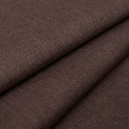 Len Fabrizio to wysokiej jakości tkanina w 100% wykonana z naturalnego lnu, wyróżniająca się elegancją i funkcjonalnością.