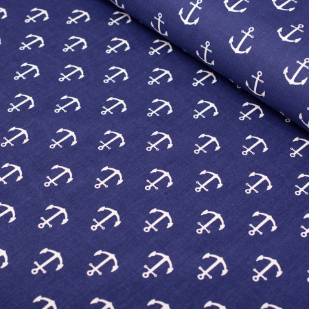 Tkanina bawełniana o splocie płóciennym, wyprodukowana w Polsce.