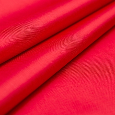 Podszewka VENEZIA, wykonana z wysokiej jakości włókien naturalnego pochodzenia.