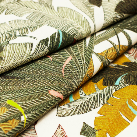 Lekka, zwiewna żorżeta wykonana z włókien wiskozowych, o miękkim, płynącym układzie i niskiej podatności na gniecenie.