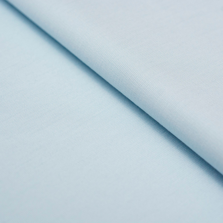 Modal Como to miękka, niezwykle przyjemna w dotyku dzianina o jednolitym kolorze.