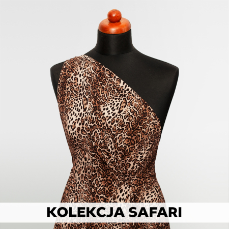 Tkanina z 100% wiskozy to lekki, miękki materiał, który pięknie układa się na sylwetce, tworząc naturalne fałdy i swobodny ruch.